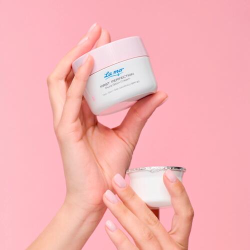 Refill Pure Glow Cream Tag SPF 20