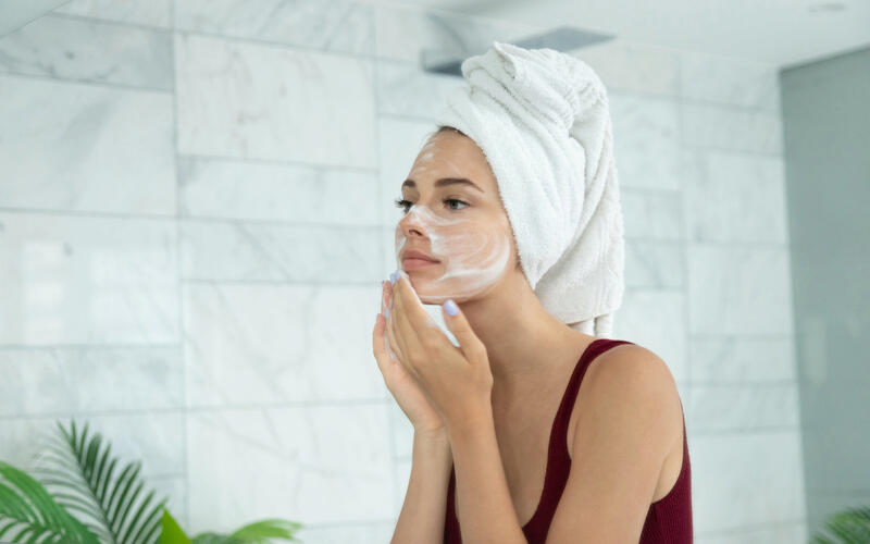 5 Tipps gegen schlechte Haut im Gesicht