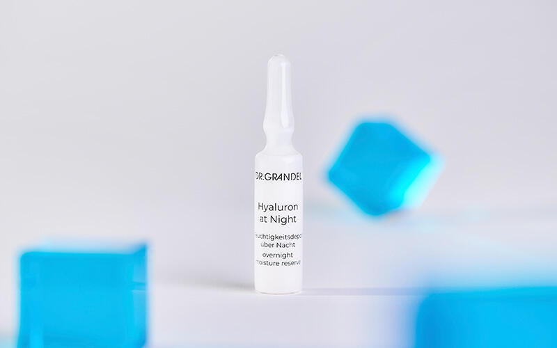 Ampulle des Monats April